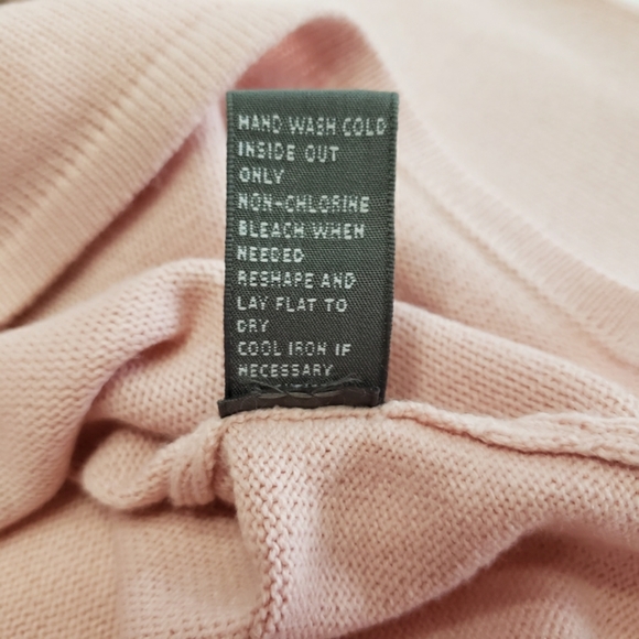 Josephine Chaus V-neck Pearl Beaded Pink Sweater Sz. M - Picture 7 of 7